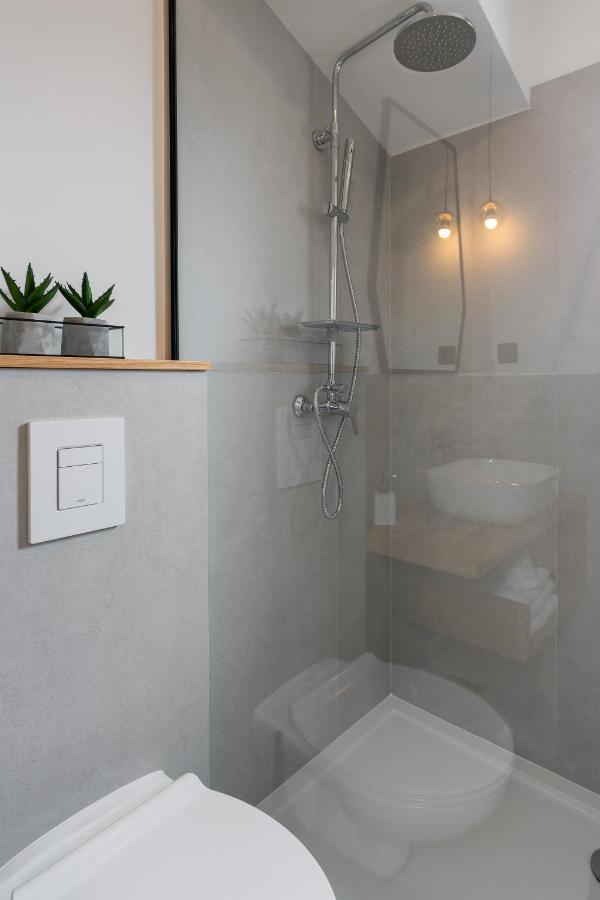 Hvar Top View Apartment ฮวาร์ ภายนอก รูปภาพ